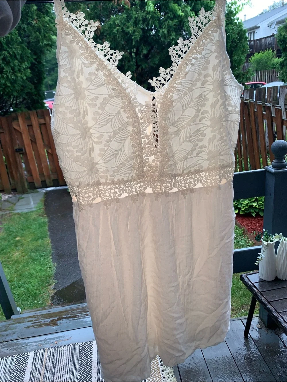 Nikibiki White Lace-Panel Chemise - Picture 7 of 9